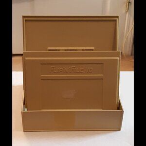 Vintage FLIP'N'FILE 10 Beige Diskette Disk Holder Case Storage Box 045-17-182